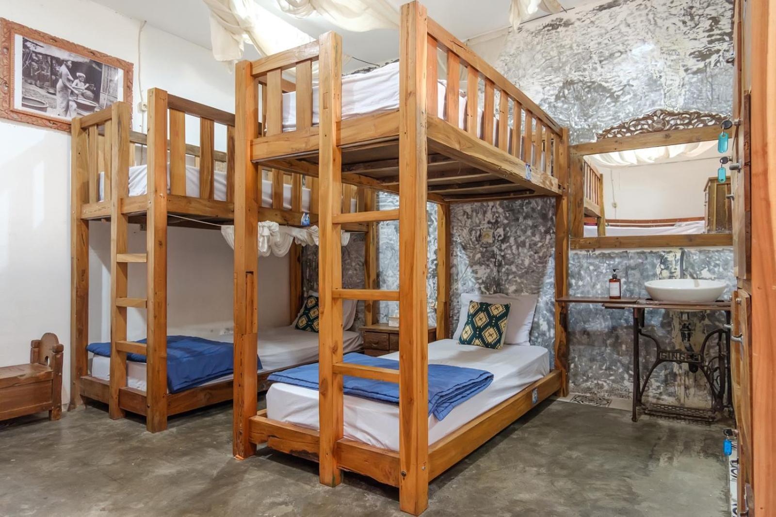 Twospaces Living At Wave And Chill House, Canggu Exterior foto