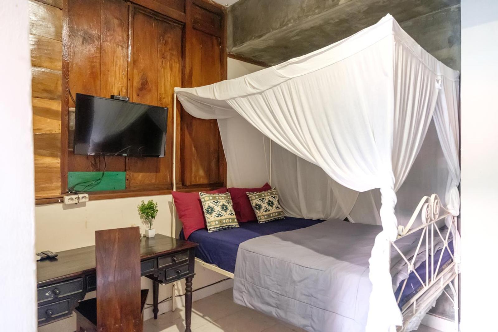 Twospaces Living At Wave And Chill House, Canggu Exterior foto
