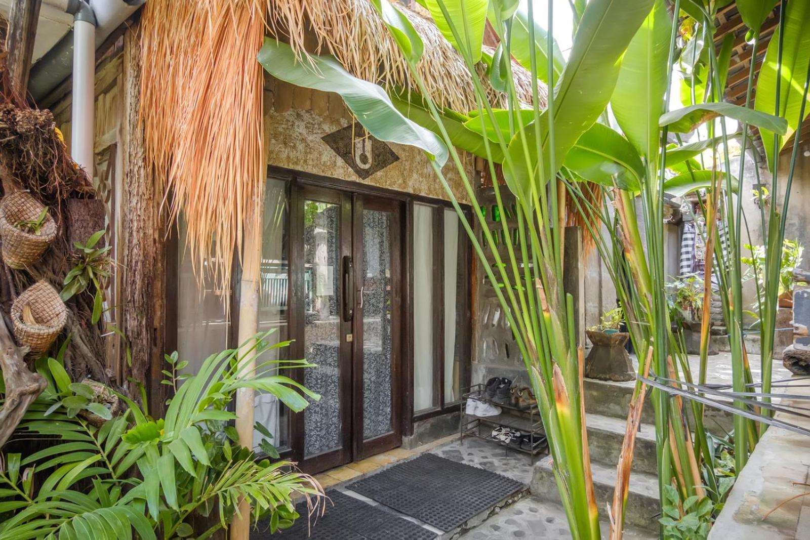 Twospaces Living At Wave And Chill House, Canggu Exterior foto