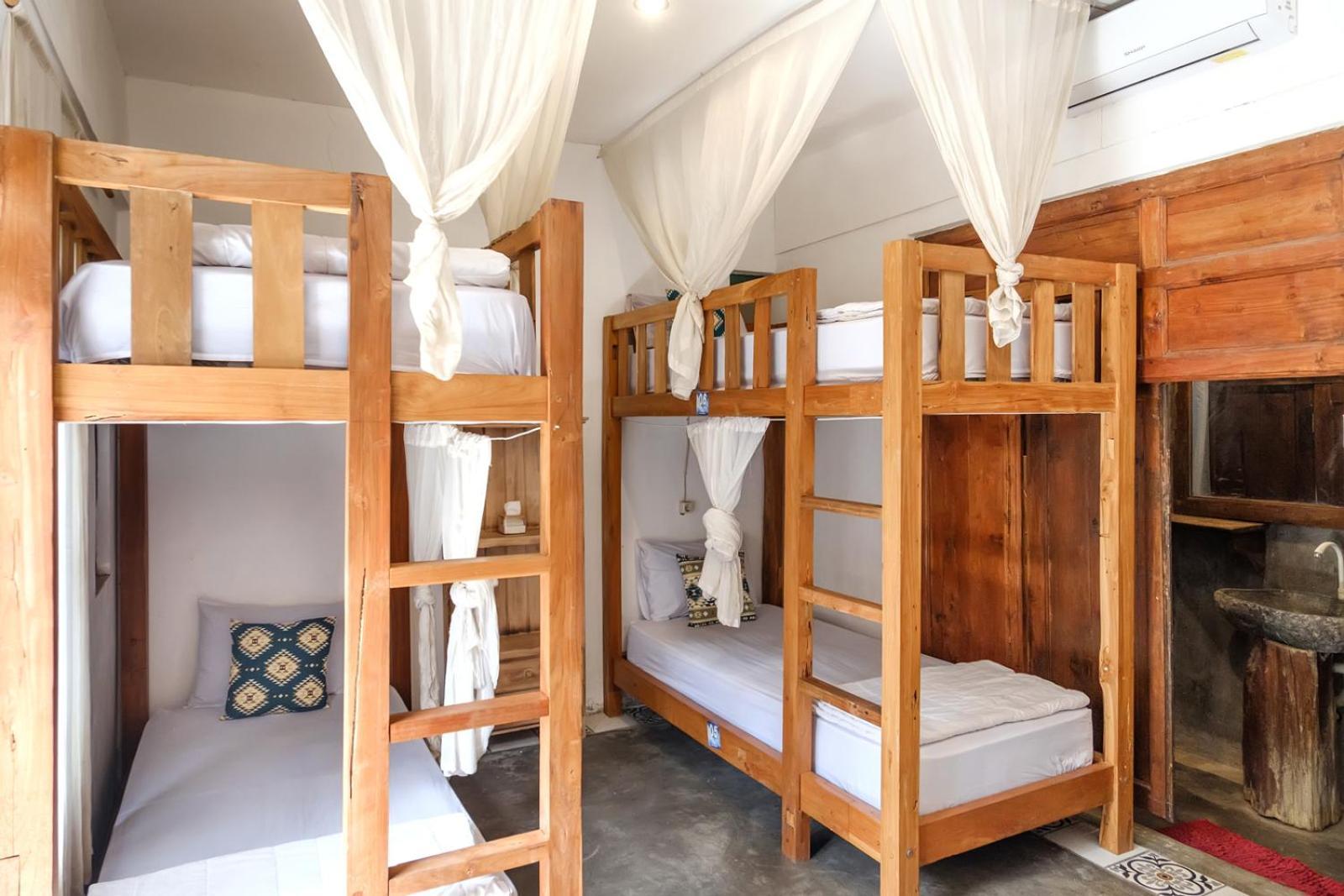 Twospaces Living At Wave And Chill House, Canggu Exterior foto